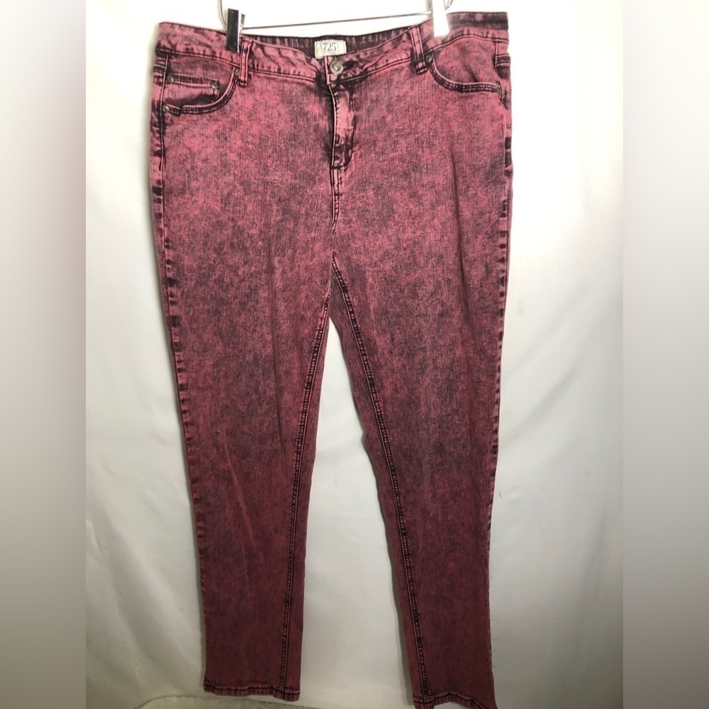 - - Womens Pink/Black Jeans. 725 Originals. Size 19. 38” waist x 30” insea…